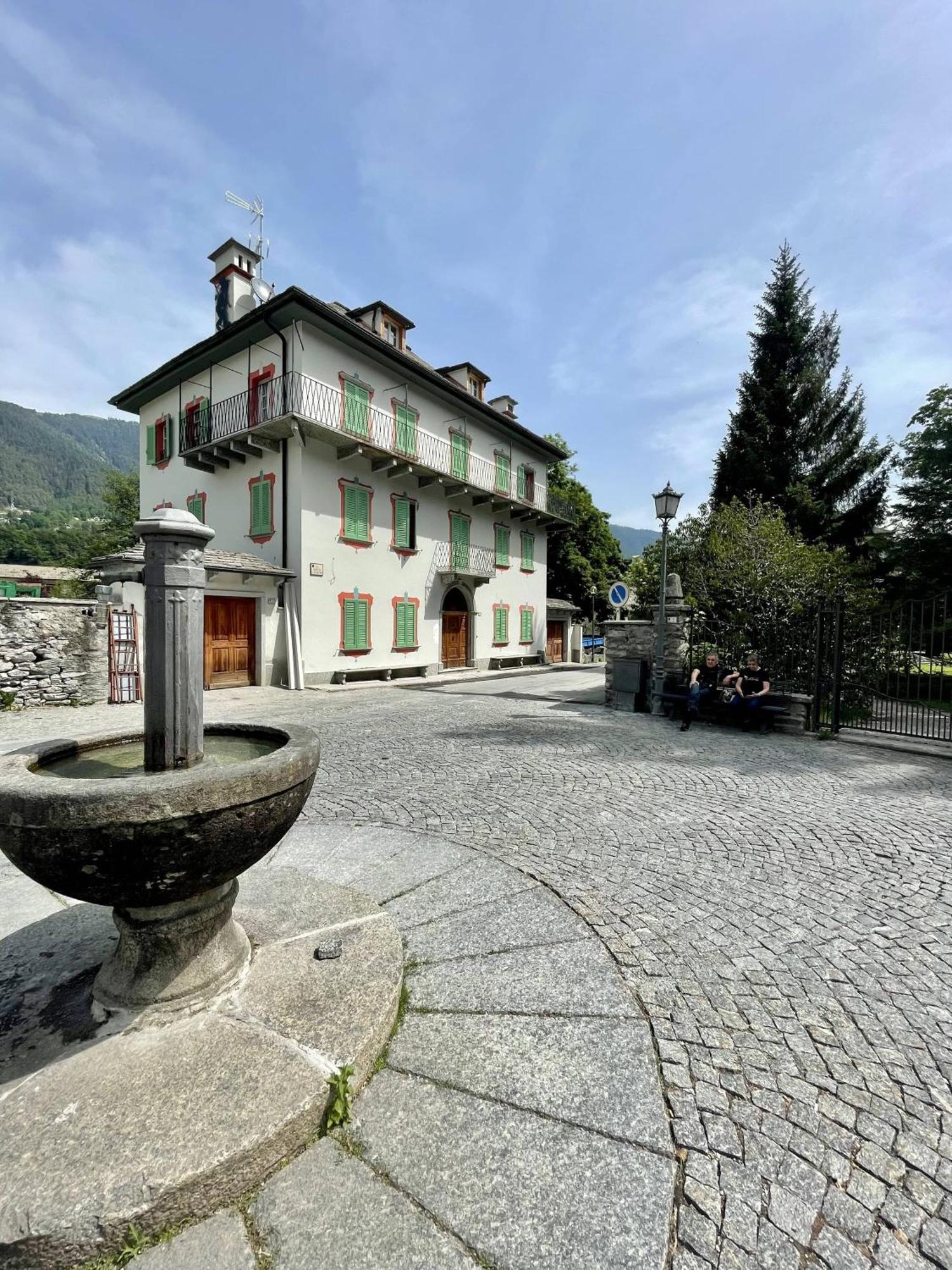 Apartament Mansarda Luxury Santa Maria Maggiore Zewnętrze zdjęcie